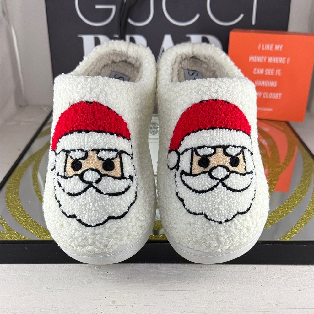 Santa Face Slippers - Picture 3 of 8